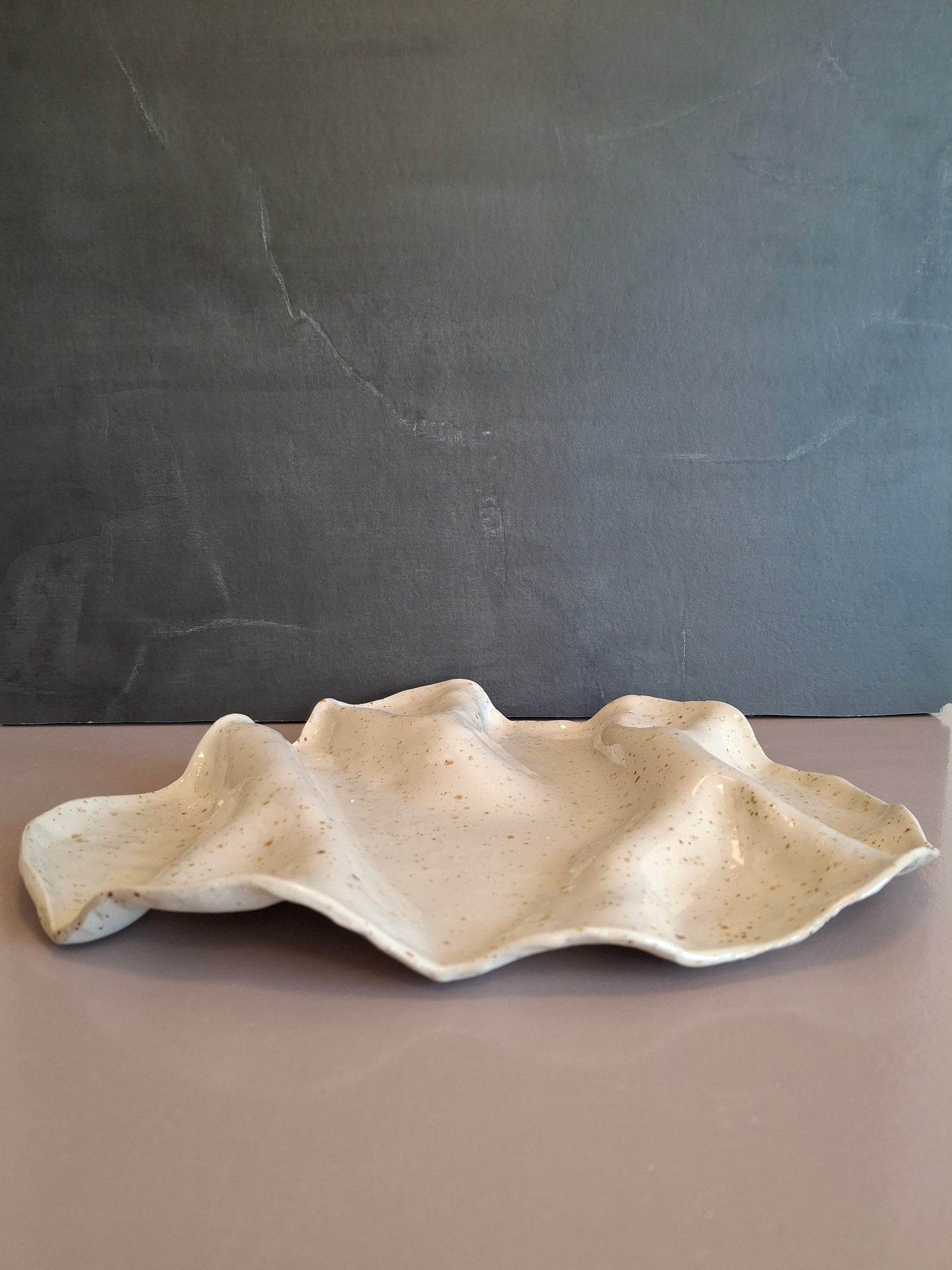 Tapasfad ca. 33x30 cm.